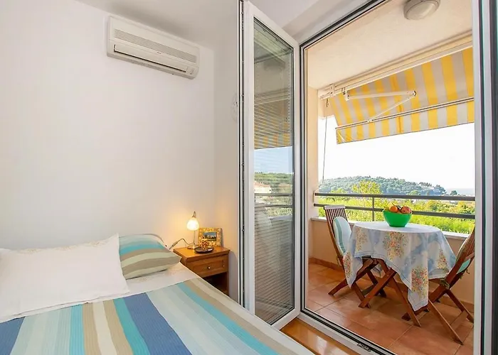 Apartman Irena 33048 Pula