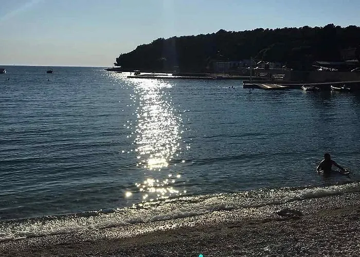 Irena 33048 Apartman Pula