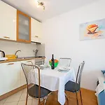 Irena 33048