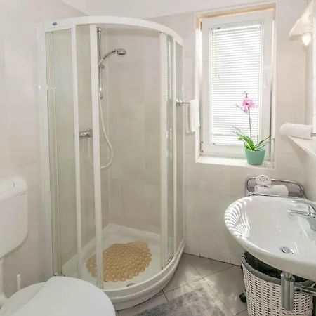 In - Istrien 36014 Pola